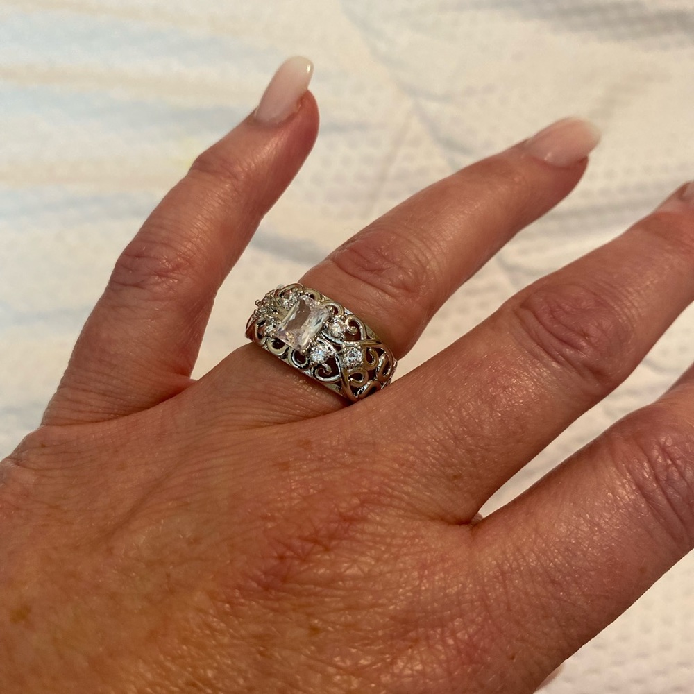 107) 925 silver plated With CZ Ring - Picture 5 of 6